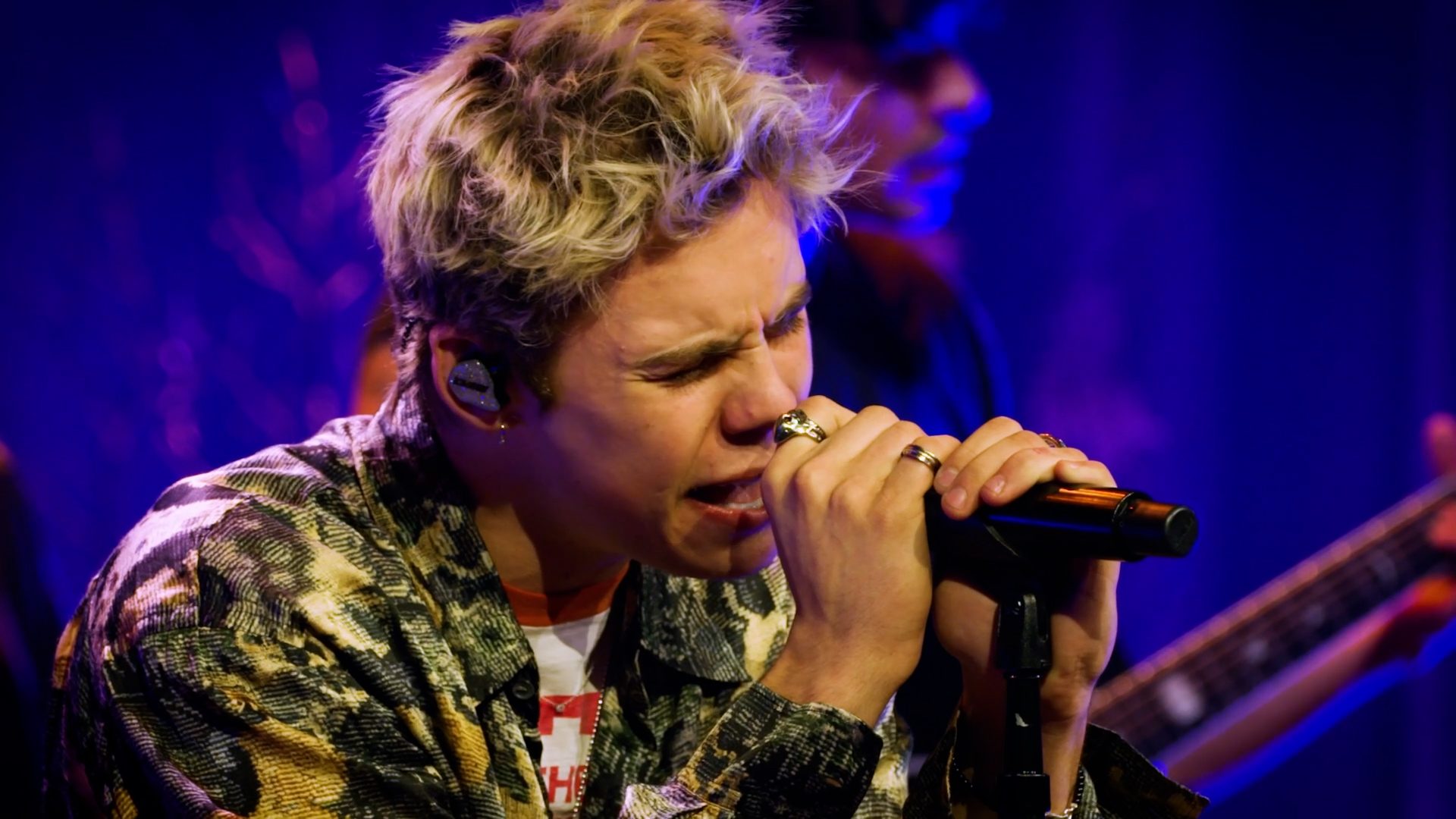 iHeart Radio LIVE! Performances — still 3